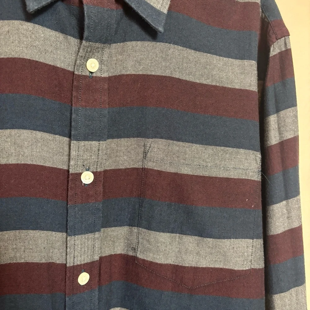 Banana Republic Mens Shirt Horizontal Striped Long Sleeved Blue Red Size Large‎